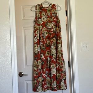 Women’s dress size M
